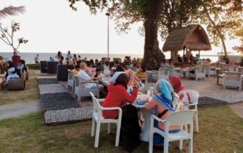 Sea View Aruna Senggigi: Tempat Wajib Menikmati Sunset dan Kuliner di Lombok