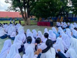 Kapolsek Pekat Gelar Sosialisasi Kenakalan Remaja di SMPN 02 Pekat