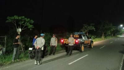 Patroli Rutin Polisi Jaga Keamanan Bypass Lombok Barat