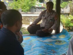 Polres Lombok Barat Sambangi Desa Kuripan Jelang Pilkada: Edukasi Pentingnya Keamanan