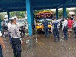 Sat Lantas Polres Bima Kota dan Dinas Perhubungan Gelar Penegakan Hukum Angkutan AKAP, AKDP, dan Pariwisata di Terminal Dara