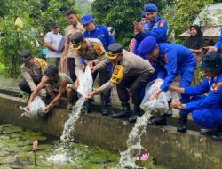 Dukung Ketahanan Pangan, Polres Lombok Utara Tebar Ribuan Benih Ikan