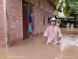 Banjir Bandang Melanda, Polsek Alas Barat Lakukan Patroli Dan Himbau Warga