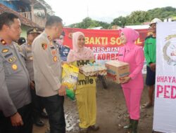 Peduli Korban Dampak Banjir, Polres Bima Kota Berbagi Ratusan Paket Sembako