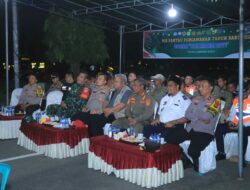 Kapolres Sumbawa Barat Bersama Forkopimda Ikuti Zoom di Pusat Keramaian Jelang Tahun Baru 2025