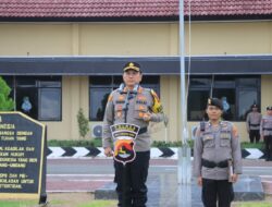 Kapolres Sumbawa Barat Pimpin Upacara Kenaikan Pangkat Personel Polri Periode 1 Januari 2025