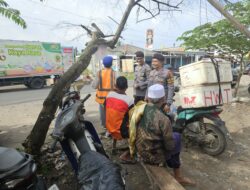 Polres Loteng Tampung Informasi Dan Keluhan Masyarakat Saat Patroli Dialogis.