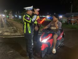 Sat Lantas Polres Lombok Utara Berikan Keamanan Ekstra Melalui Patroli Blue Light.