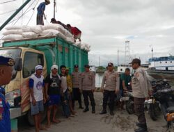 Polsek Kawasan Pelabuhan Laut Bima Laksanakan Cooling System di Area Dermaga