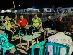 Ciptakan Situasi Aman, Anggota Piket Jaga Polsek Poto Tano Laksanakan Patroli Dialogis