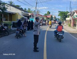 Jamin Kelancaran Lalu Lintas, Polsek Seteluk Kawal Pawai Taaruf Jelang Ramadhan