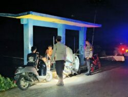 Patroli Rutin Polres Loteng Antisipasi Aksi Kenakalan Remaja Pada Malam Hari.