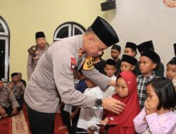 Polres Loteng Gelar Doa Bersama Anak Yatim di Malam Nisfu Sya’ban.