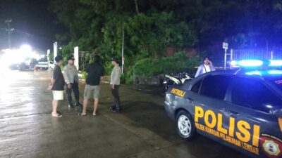 Polisi Kawal Sahur di Pelabuhan Lembar, Warga Merasa Lebih Aman