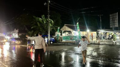 Tarawih Aman di Lembar: Polisi Siaga Atasi Kemacetan Pelabuhan