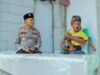 Polisi Beri Bantuan Kursi Roda untuk Penderita Celebral Palsy-Lansia di Bekasi dan Karawang
