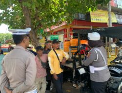 Sat Lantas Polres Bima Kota Sosialisasikan Kamseltibcarlantas kepada Pengemudi Roda Tiga