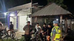 Patroli Rutin Polsek Kuripan Perkuat Stabilitas Kamtibmas