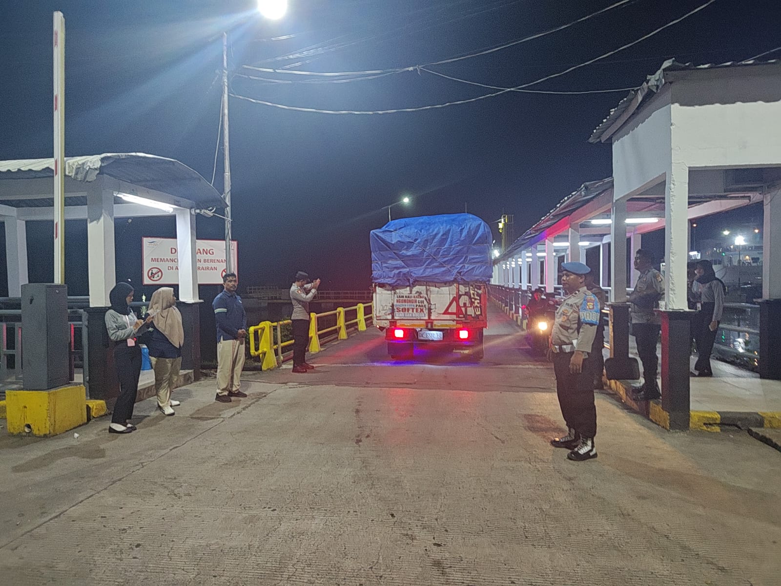Polsek Kawasan Pelabuhan Lembar Gencarkan Edukasi dan Pengamanan