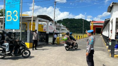 Patroli Kapal dan Pengamanan Pemuatan: Upaya Polsek Lembar Mencegah Premanisme