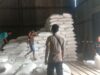 Bhabinkamtibmas Polsek Woja Kawal Ketat Droping Jagung Petani ke Bulog Silo Manggelewa