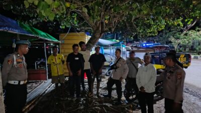 Polsek Rasanae Barat Gelar Patroli Blue Light, Ciptakan Rasa Aman di Malam Hari