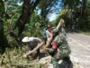 TNI-Polri dan Warga Cendi Manik Kompak Jaga Kebersihan Lingkungan