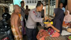 Polres Lombok Barat Salurkan Bantuan Nutrisi ke Warga Lembar