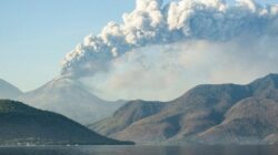 Gunung Lewotobi Laki-laki Erupsi, Polda NTT Imbau Masyarakat Tingkatkan Kewaspadaan