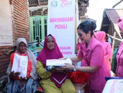 Dalam Semangat Hari Bhayangkara ke-79, Bhayangkari Dompu Bawa Harapan ke Montabaru
