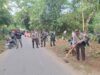 Sambut Hari Bhayangkara ke-79, Polsek Seteluk Bersama TNI dan Warga Gelar Gotong Royong Peringati Hari Lingkungan Hidup