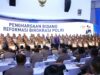 Kapolri Berikan Penghargaan Pembangunan Zona Integritas WBK Kepada Divisi Humas Polri