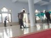 Menyongsong dan Momentum HUT Ke-79 Bhayangkara Polsek Bolo Kembali Menggelar Aksi Bersih-bersih Tempat Ibadah
