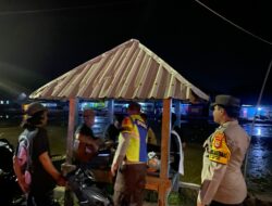 Antisipasi Gangguan Kamtibmas, Anggota Piket Polsek Poto Tano Laksanakan Patroli Dialogis Malam Hari