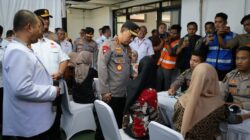 Rangkaian Hari Bhayangkara ke-79, Polri dan KSPSI Gelar Bakti Sosial