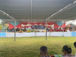 Kapolsek Pekat dan Anggota Amankan HUT ke-26 Desa Tambora