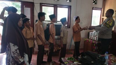 Polsek Praya Tengah Pastikan Kelancaran Distribusi Makanan Bergizi di Sekolah Desa Jurang Jaler