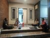 Polsek Pringgarata Tingkatkan Patroli Dialogis Cegah Aksi Kriminalitas Malam Hari.