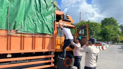 Polsek Lembar Perketat Pengamanan Bongkaran KM DLN Batulayar di Pelabuhan Nusantara Satu