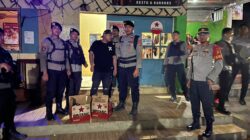 Polres Bima Kota Razia Miras di Café dan Tempat Hiburan Malam, Puluhan Botol Disita