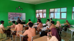 Polsek Sekotong Menyapa Sekolah, Cegah Bullying dan Pernikahan Dini