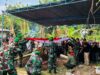 TNI, Polri, dan Warga Bersatu Hormati Kepergian Pelda Irfan