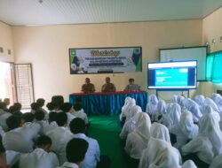 Polsek Moyo Hilir Sosialisasikan SMA Kemala Taruna Bhayangkara, Siswa Diingatkan Bahaya Bullying dan Terorisme