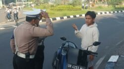 Sat Lantas Polres Lombok Barat Gencarkan Gatur Pagi di Bundaran GMS