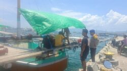 Sat Polairud Polres Bima Kota Gelar Patroli Dialogis, Beri Himbauan Keselamatan kepada Nelayan dan Pengunjung Wisata