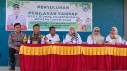 Bhabinkamtibmas Desa Lamusung Hadiri Penyuluhan Pemilahan Sampah dalam Program Pembangunan Desa