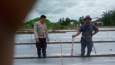 Aksi Nyata Bhabinkamtibmas Lombok Barat Dukung Ketahanan Pangan Nasional
