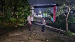 Patroli Pemukiman, Polres Lombok Tengah Pastikan Masyarakat Aman pada Malam Hari