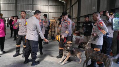Polda Sumut Kerahkan Unit K9 untuk Percepat Pencarian Korban Banjir Bandang dan Longsor di Tapteng–Sibolga
