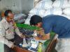 Polsek Gerung Dampingi Bulog Cek Kualitas Jagung Petani di Lombok Barat